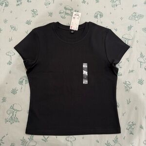 Uniqlo Women’s Mini T-Shirt